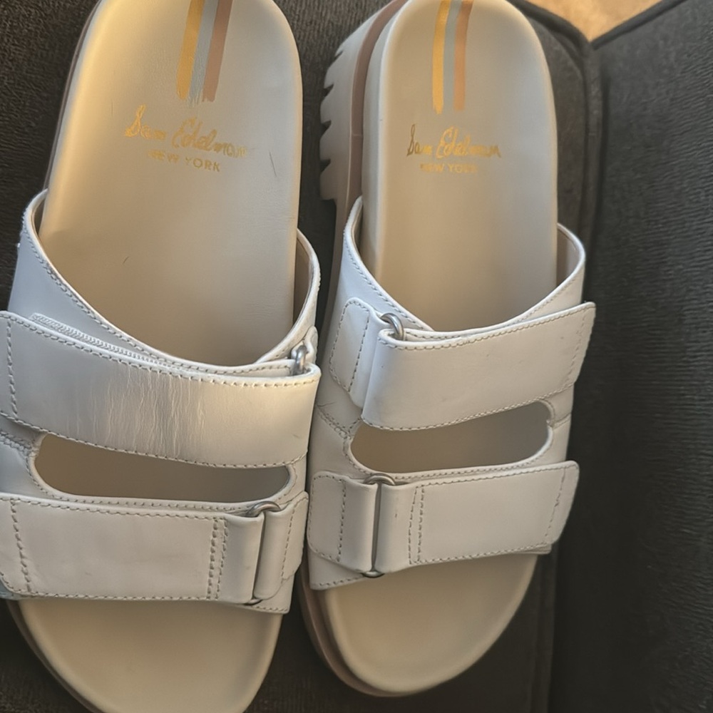 Sandals - Picture 4 of 4